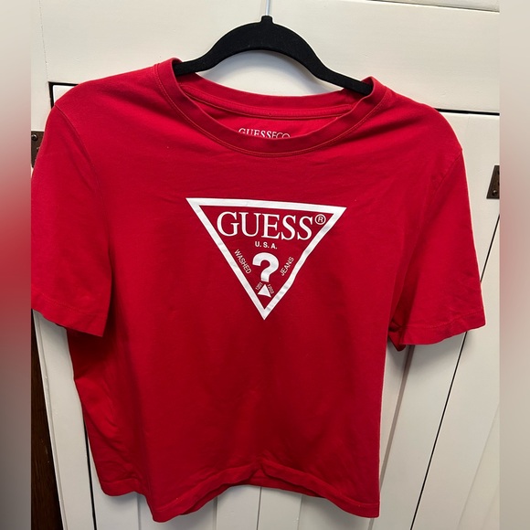 ⚡️2 for 10$!⚡️ Guess T-Shirt - Picture 1 of 3